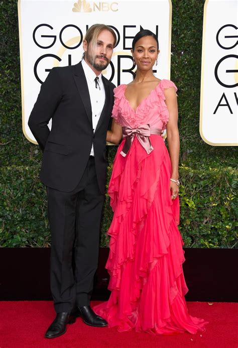 Zoe Saldana's Gucci Dress at the 2017 Golden Globes